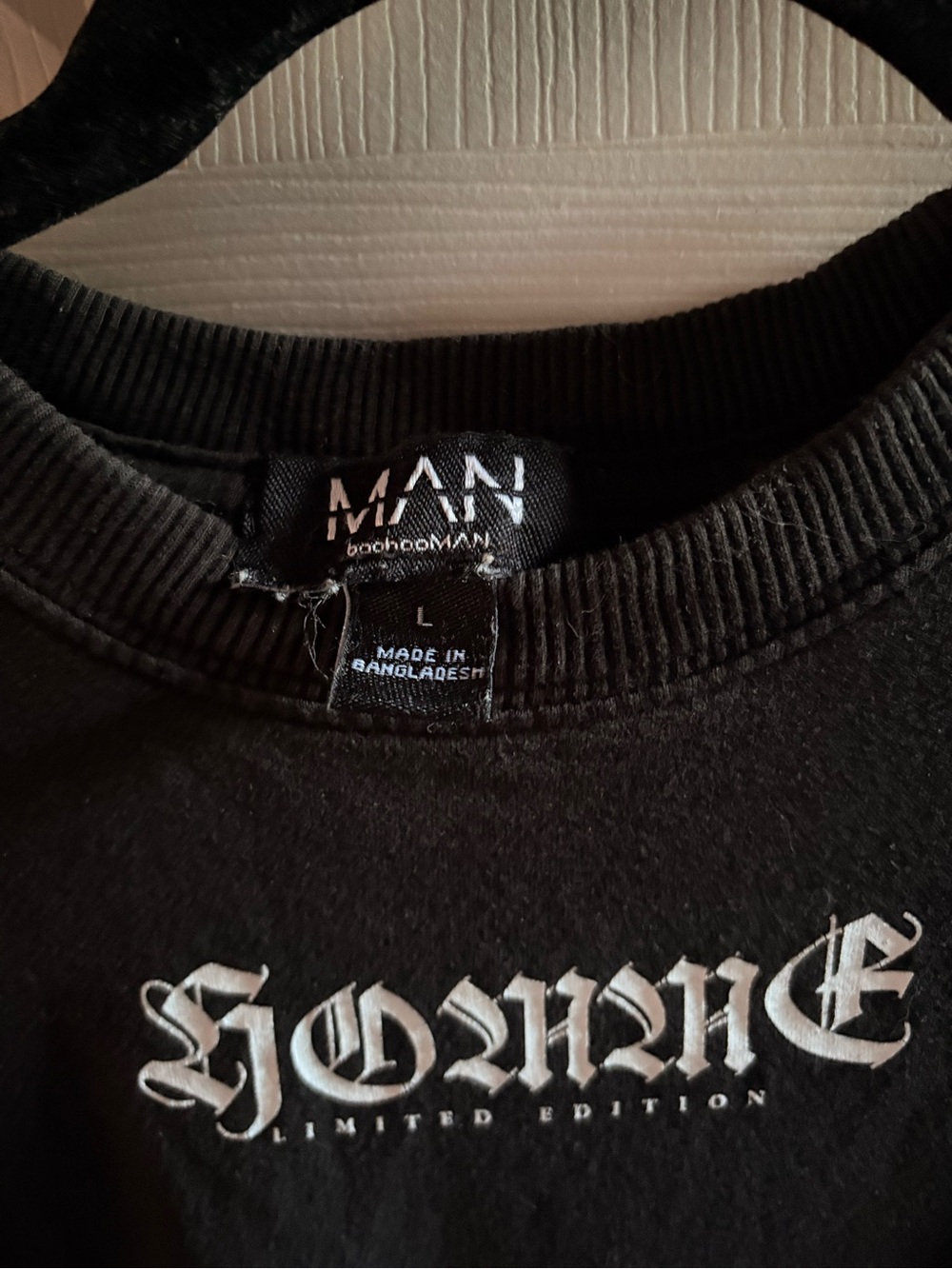 Boohoo Black Graphic Crewneck Short Sleeve Tee - Picture 3 of 3